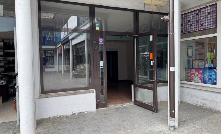lokal na sprzedaż - Kraków, Bieńczyce, pl. Bieńczycki Plac Targowy